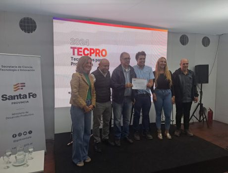 Acto de reconocimiento beneficiarios TECPRO 2024